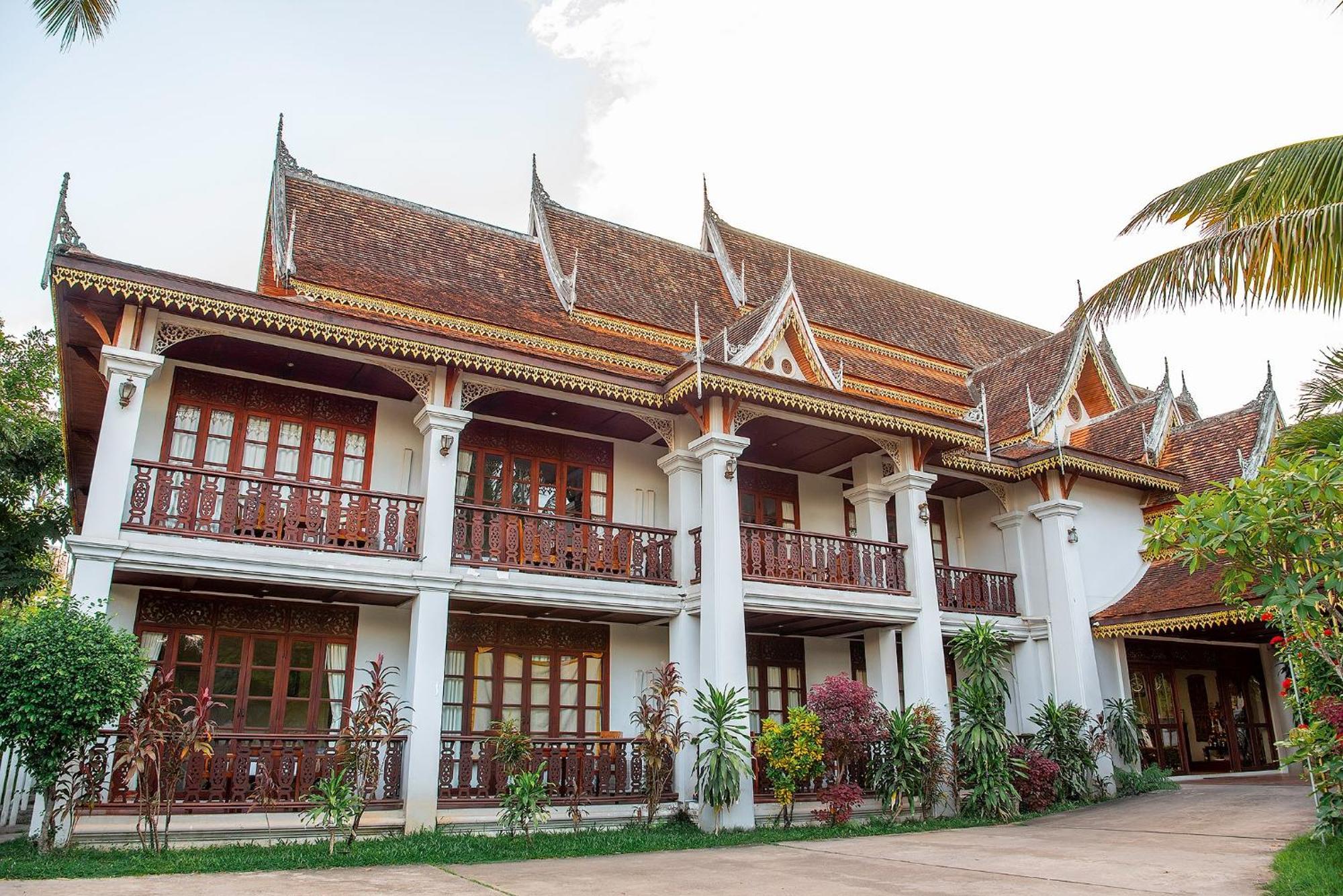 Meuangluang Hotel Луангпхабанг Экстерьер фото