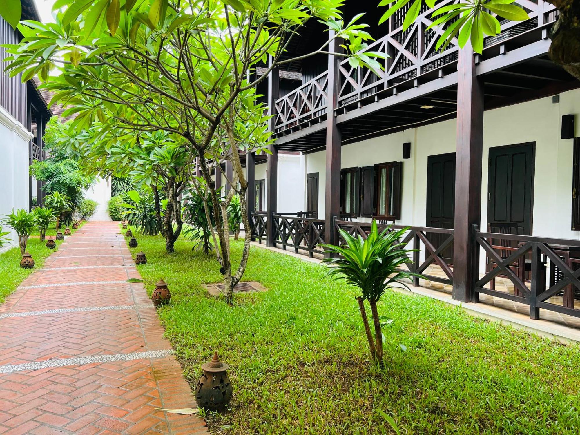 Meuangluang Hotel Луангпхабанг Экстерьер фото